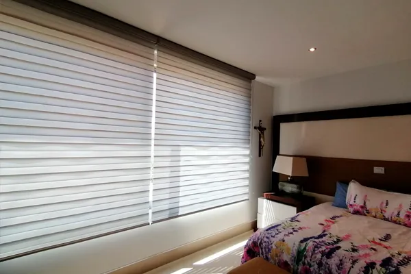 Sheer elegance cortinas y persianas